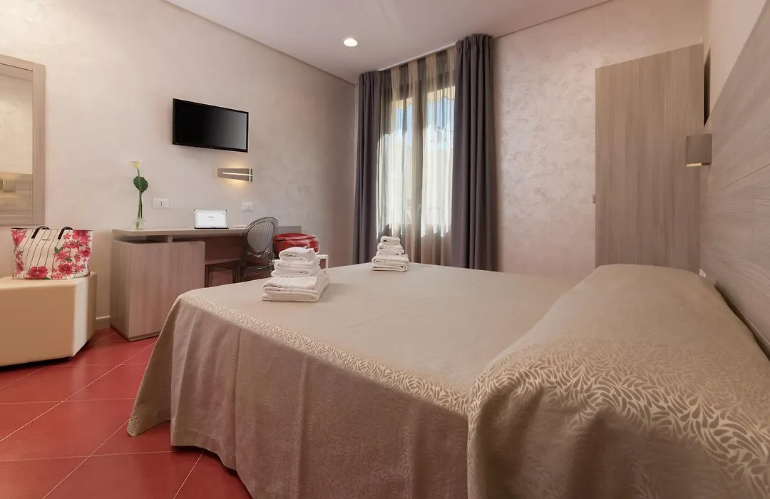 Hotel Biancolilla-1